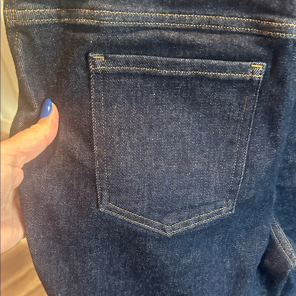 SPANXshape EverWear  Blue Women's Flair Leg Jeans Gorgeous Size -Medium - Picture 12 of 15